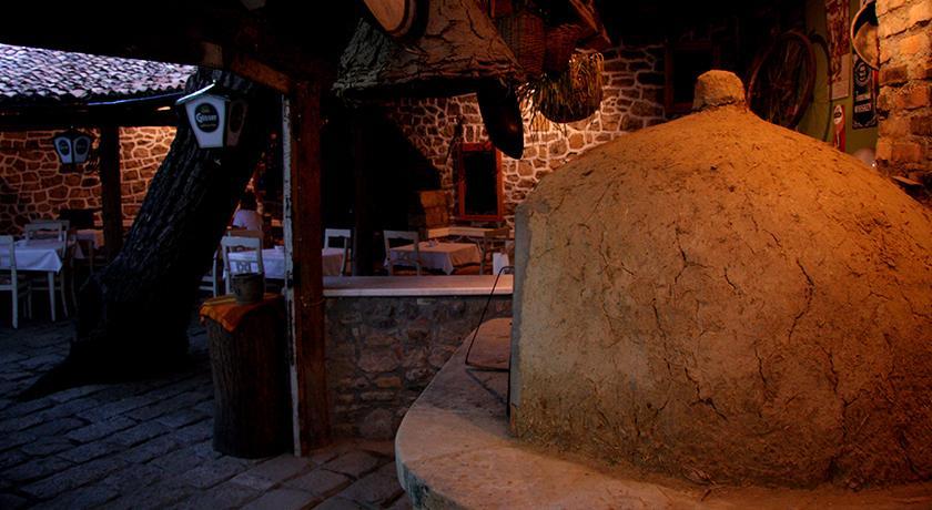 Villa Themistokli コルチャ エクステリア 写真